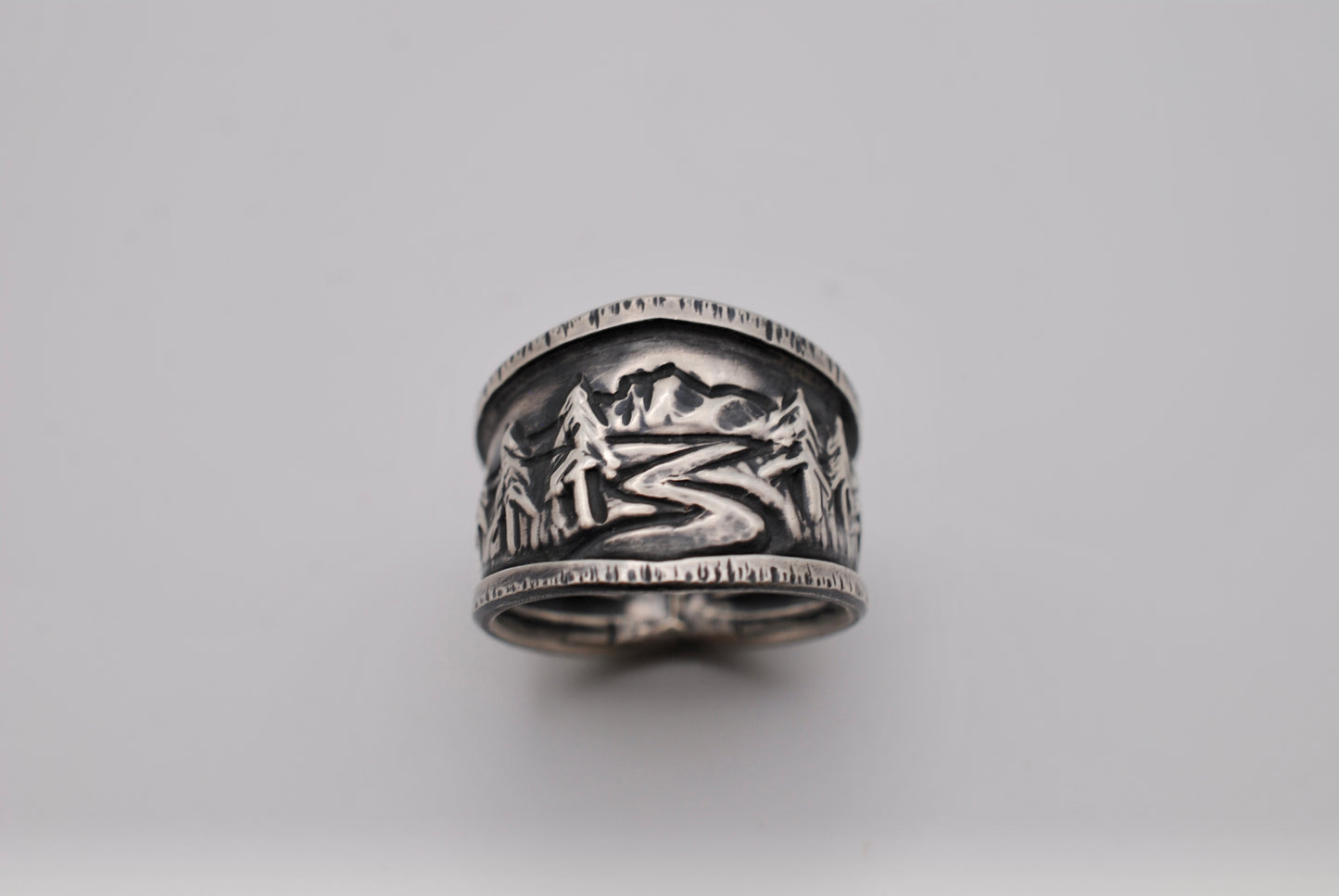 Mountain & River Ring - Size 8.5