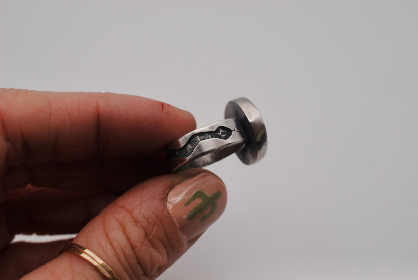 White Buffalo Snake Ring - Size 6