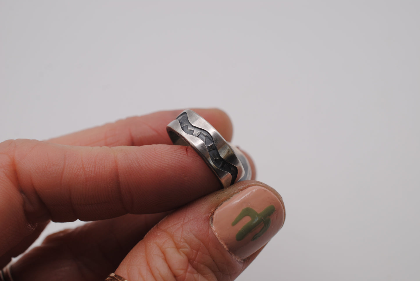 White Buffalo Snake Ring - Size 6