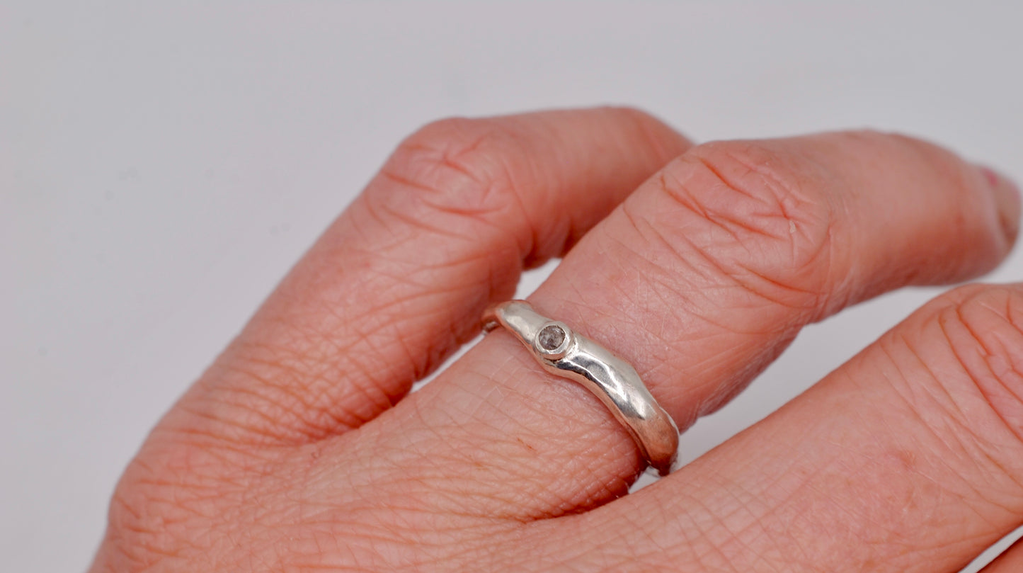 Organic Band with Diamond; Size 5.5