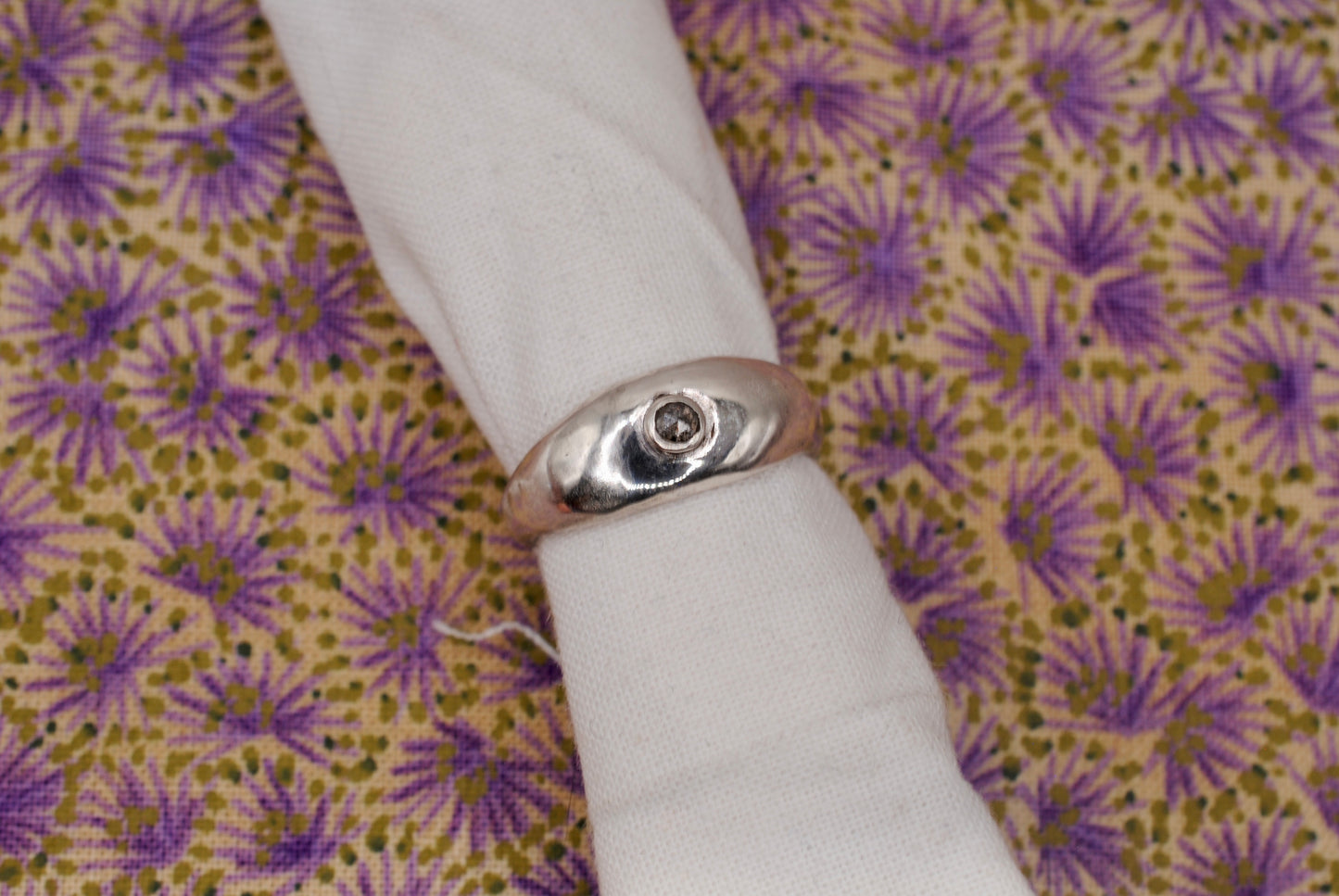 Diamond & Casted Silver Ring; Size 6
