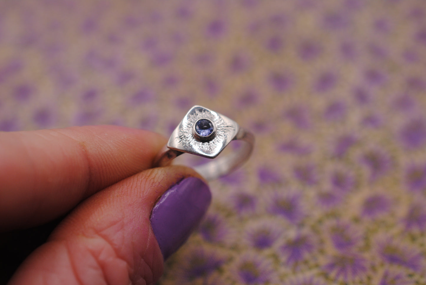 Etched Geometric Ring; Size 5.75